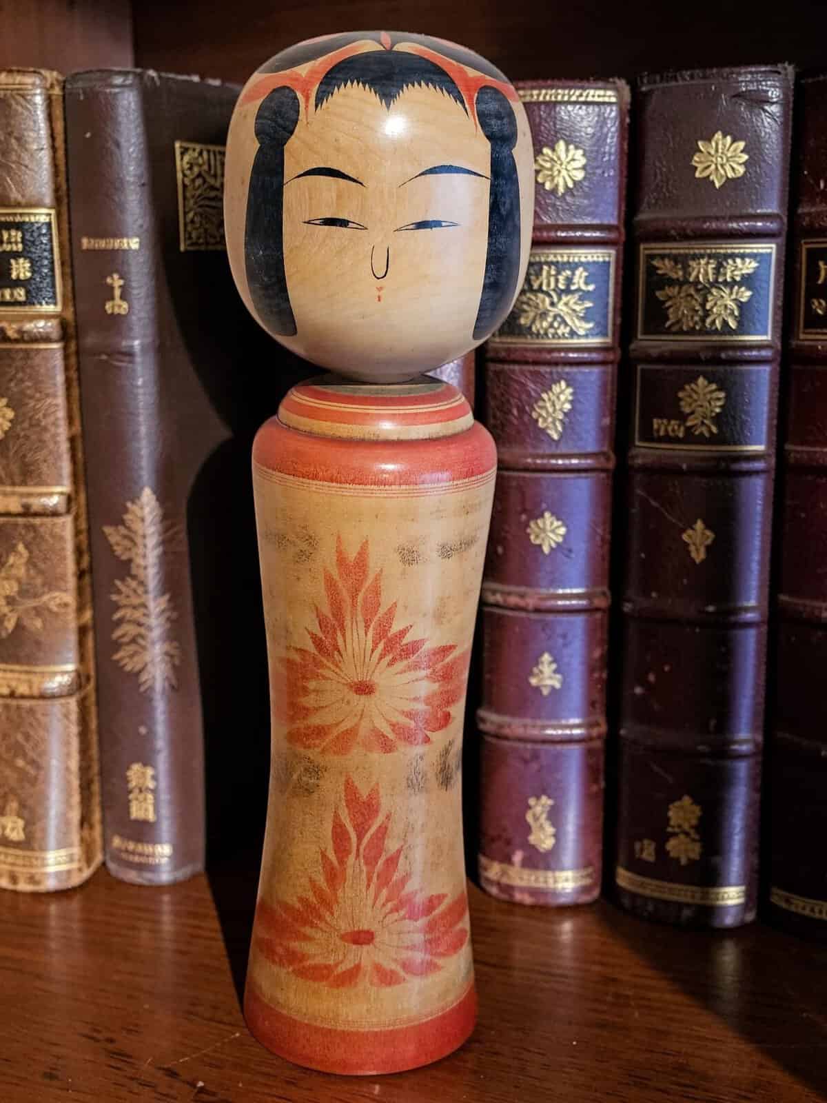 tradional_vintage_kokeshi_doll