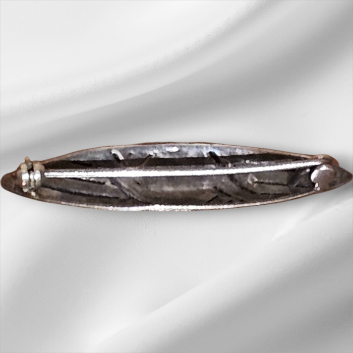 Art Deco Marcasite and Jade Stone Brooch (1920s-1930s) - Image 2