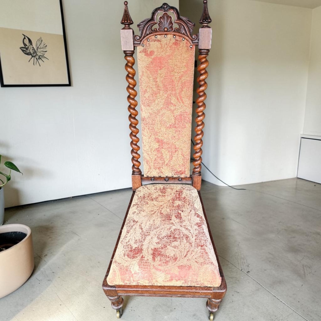 victorian prayer chair