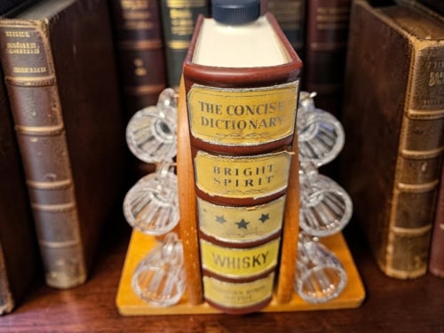 vintage-ceramic-decanter-and-glass-set