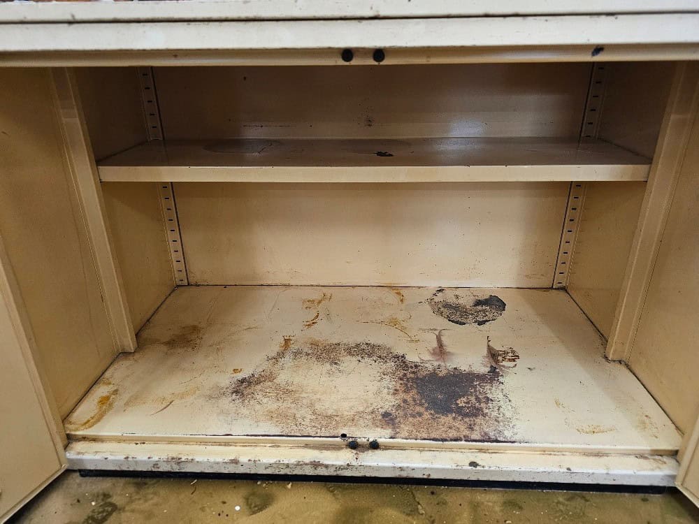 Vintage Industrial Metal Storage Cabinet – 92cm - Image 7